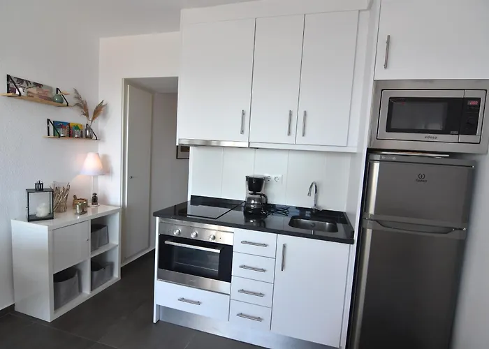 Rnet - 600 Llevant 07-12 Appartement *